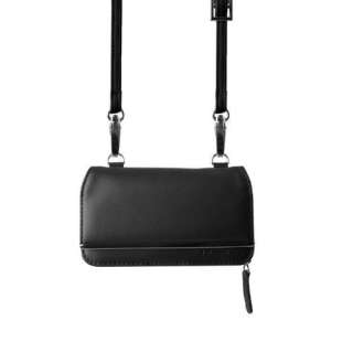  Marware Emmie Purse for iPhone 4   Black