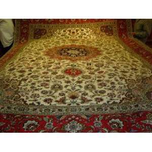   Hand Knotted Tabriz Nagshe Persian Rug   1111x83
