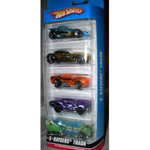  Hot Wheels 5 Car Gift Pack   X Raycers Track Toys & Games
