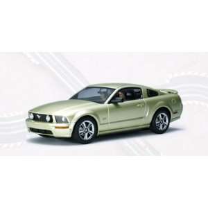   Mustang GT Legend Lime (Part 14001) Autoart 124 Slot Car Automotive