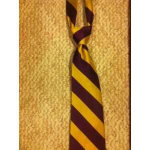  Abercrombie and Fitch Gold and Maroon Necktie Everything 