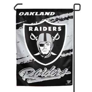  NFL Oakland Raiders™ Garden Flag   Party Decorations 