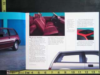 This is an original 1986 Honda showroom sales brochure. It is filled 