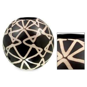 Ceramic vase, Trellis 