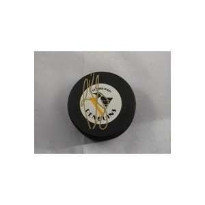 Signed Ron Francis Puck   Autographed NHL Pucks Sports 