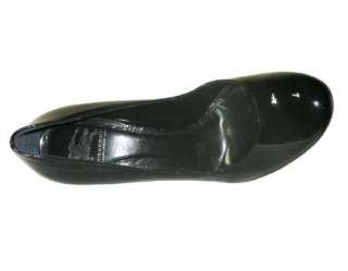 BURBERRY BLACK PATENT LEATHER ROUND TOE PUMPS~37.5/7  