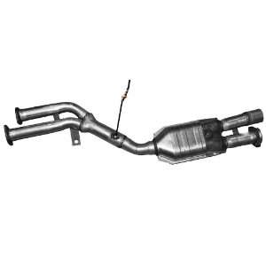 Benchmark BEN81411A Direct Fit Catalytic Converter (CARB 