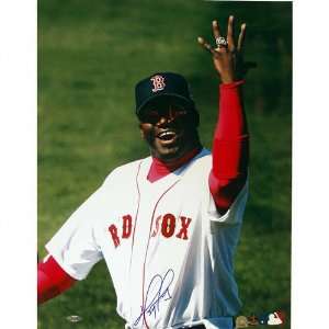  David Ortiz Boston Red Sox   Waving World Series Ring 