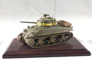 Built 135 US Sherman M 4 with Figure Dragon  