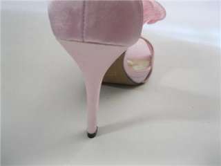 NIB Baby Pink Ladies Womens Pumps Heels Shoes Size 7  