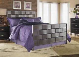 Metal Frame Iced Silver QUEEN Size BED  