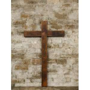 Cross in Vezelay Basilica, Vezelay, Yonne, Burgundy, France, Europe 