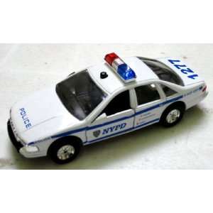  1/43 NYPD Police Car w/ Lights & Siren Toys & Games