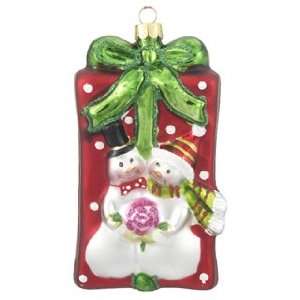  Personalized Snow Couple on Package Christmas Ornament 