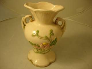 Hull Art USA H 4 6 1/2 Vase.  