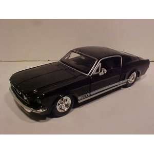  1967 Ford Mustang Fastback Red Die Cast Car Diecast 1/24 