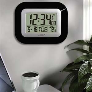  Atomic Digital Wall Clock