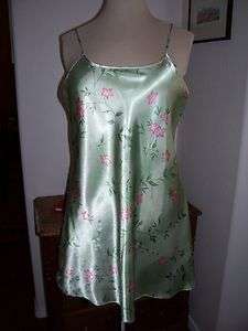 Green Floral Negligee by Avon Intimates  Size Large  