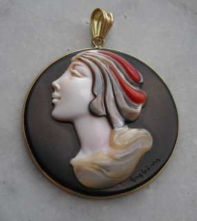   cameo is 1 1/2. Date and Origin Circa 1985 Italy. Conditions Mint