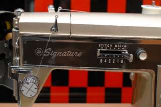 Vintage Signature Sewing Machine Model UHT J285C W/Case  