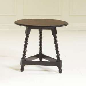  Palmer Hill Round Lamp Table   Broyhill 3064 000