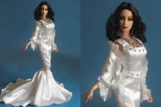 Sherry Outfits/Gown / 16Doll Sybarite/Tyler Wentworth/NUMINA 