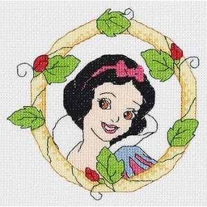   Counted Cross Stitch Kit SNOW WHITE PORTRAIT Arts, Crafts & Sewing