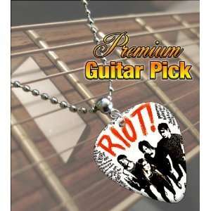  Paramore Riot Premium Guitar Pick Necklace Musical 