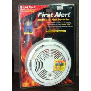  First Alert Smoke & Fire Detector with Light Test Model 