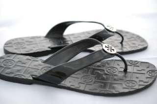 Tory Burch Thora Black Patent Leather Silver Logo Thong Sandals Size 7 