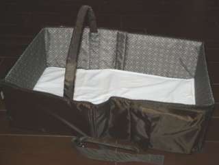 Eddie Bauer Portable Travel Bassinet Crib Zip Up Shoulder Carry Bag 