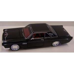  Maisto 1/25 Scale Diecast Custom Shop Series 1966 Lincoln 