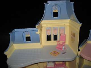 LOVING FAMILY SWEET SOUNDS TALKING DOLLHOUSE Doll House For Furniture 