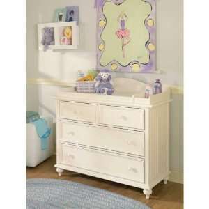  Young America Summerhaven Single Dresser w/Changing 