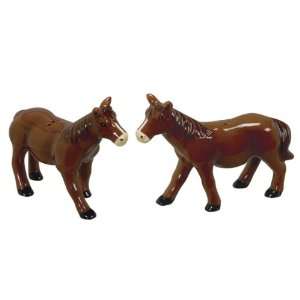    Horse Ceramic Salt & Pepper S/P Shakers Set