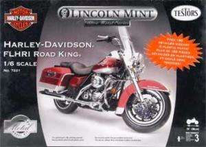 TES7221 Harley Davidson FLHRI Road King Motorcycle (Met  