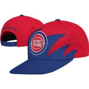  Detroit Pistons Mitchell & Ness Sharktooth Snapback Hat 