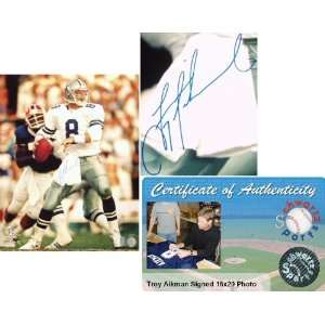  Troy Aikman Signed Dallas Cowboys Action 16x20 Sports 