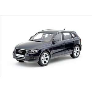  Audi Q5 Deap Sea Blue 1/24 Toys & Games