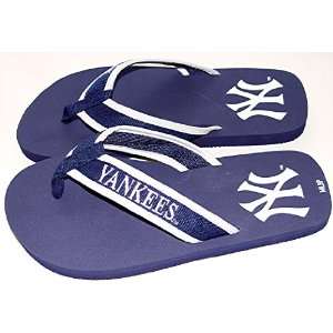  Yankees Flip Flop Sandals Thongs Fits Womens 7 8 with MLB Baseball 
