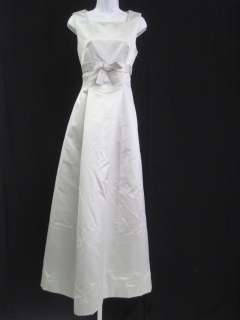 OSCAR DE LA RENTA Silver Silk Sleeveless Gown Sz 8  