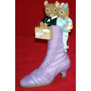   in Shoes ] Head Over Heels Two Mice Just Married in High Buttoned Shoe