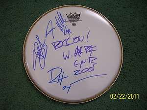 Guns & Roses AXL ROSE SLASH DUFF STEVEN Signed Autographed Drumhead 
