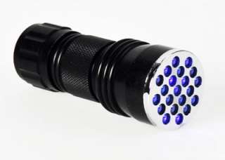 21 LED Compact Ultraviolet Flashlight UV 395 nM Takes Standard AAA 