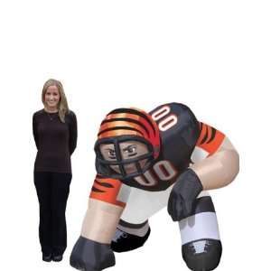 CIN Bengals Bubba 5 Ft Inflatable Figurine  Kitchen 