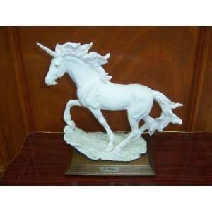  Exquisite Belcari White Unicorn Horse Figurine Made in 