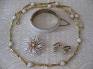 Vintage Costume JEWELRY Lot~ART Brooch Bracelet Necklace Earrings 