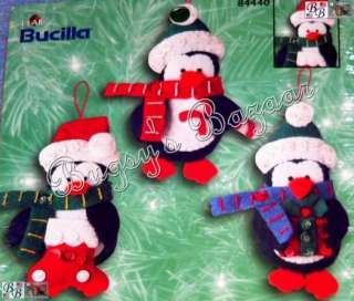 Bucilla 3   PENGUINS Felt Christmas Mini Ornaments Kit  