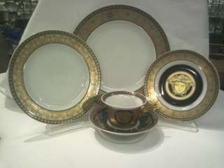  ARCADIA (MEDUSA GOLD) 5 PIECE PLACE SETTING WITH LOW CUP & SAUCER