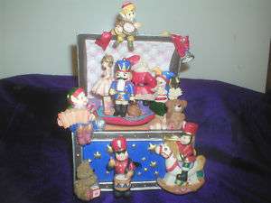 Music Box, Christmas Toy Chest, Plays Jingle Bells, OB  